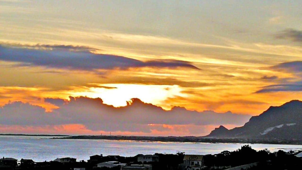 Klipwerf Bettys Bay Apartment Bagian luar foto