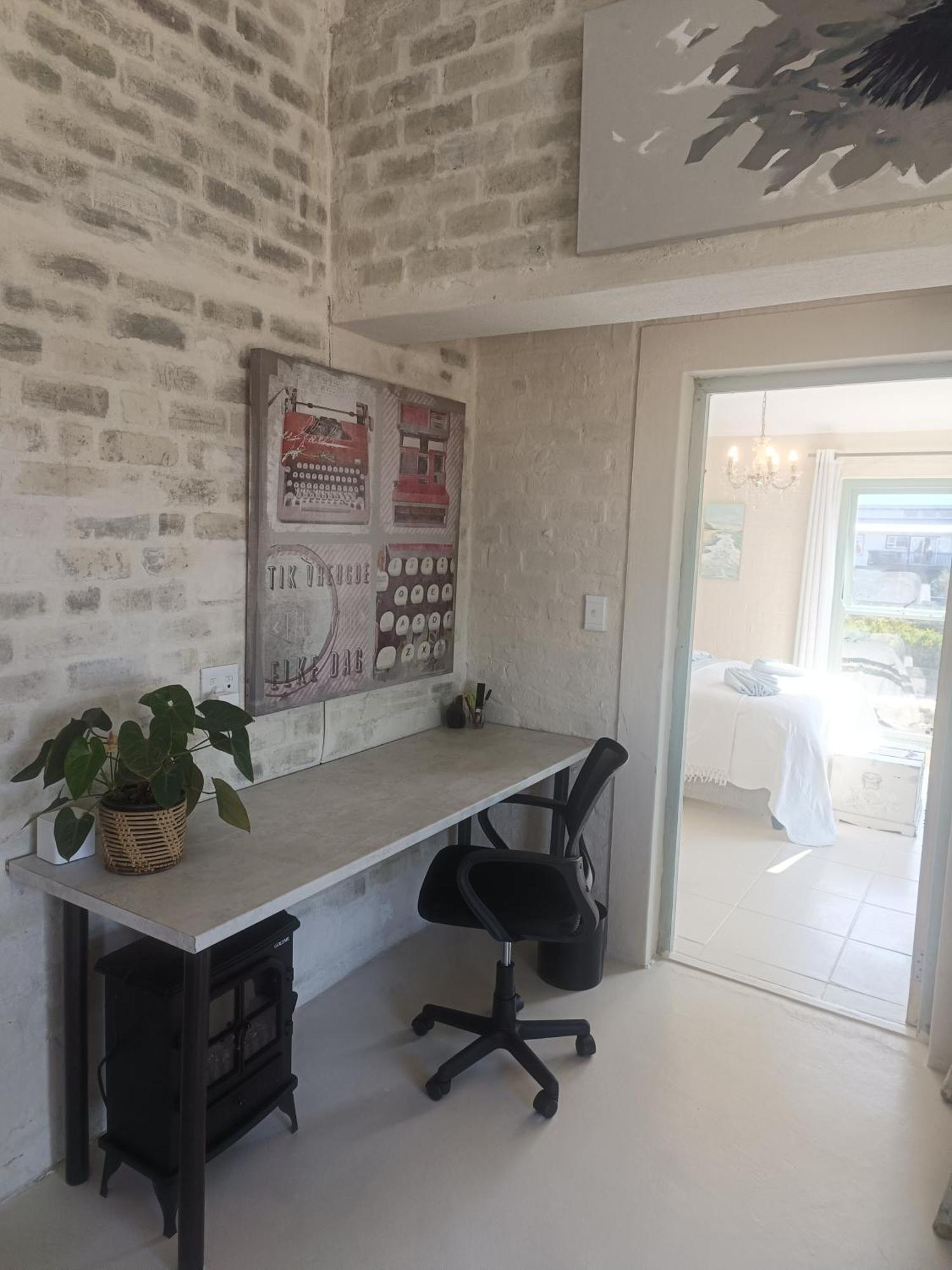 Klipwerf Bettys Bay Apartment Bagian luar foto